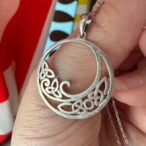 Solvar Necklace and pendant  - Celtic